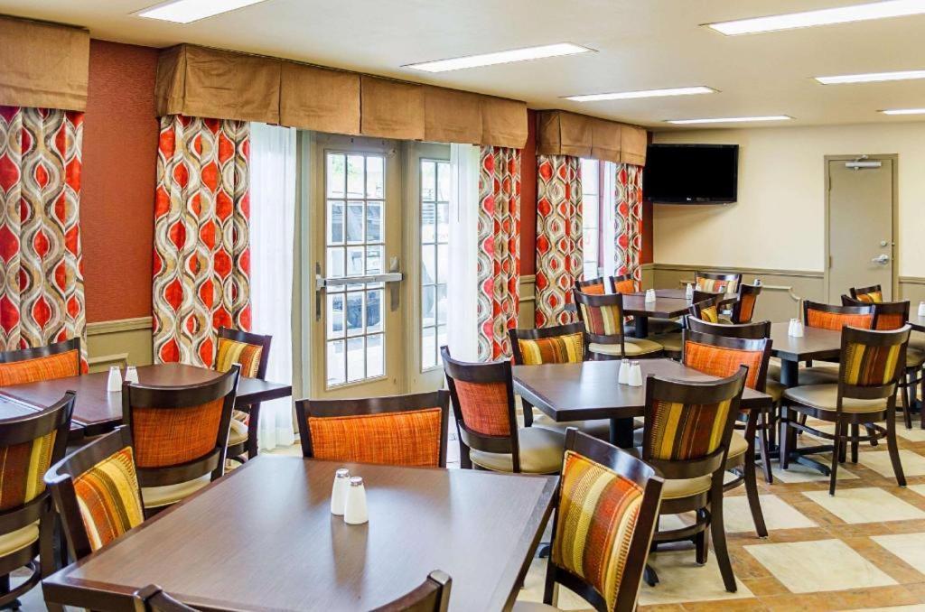 Quality Inn Vicksburg Esterno foto